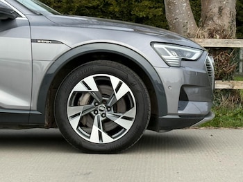 Used Audi e-tron 2020 for sale - 78436390: Photo