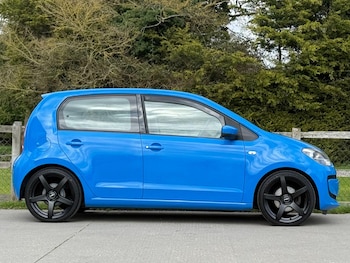 Used Volkswagen up! 2014 for sale - 78436382: Photo