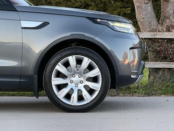 Used Land Rover Discovery 2016 for sale - 78436380: Photo