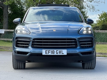 Used Porsche Cayenne 2018 for sale - 78548976: Photo