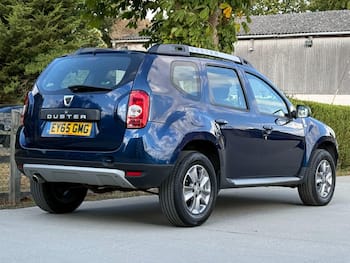 Used Dacia Duster 2015 for sale - 79680983: Photo