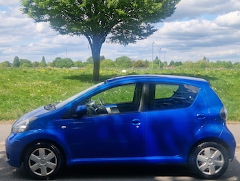 Used Toyota AYGO 2011 for sale - 78504145: Photo