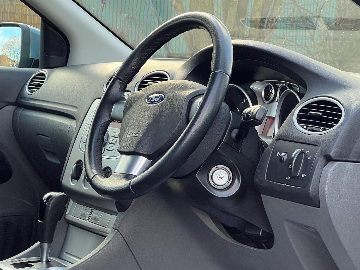 Used Ford Focus 2009 for sale - 77267880: Photo 16