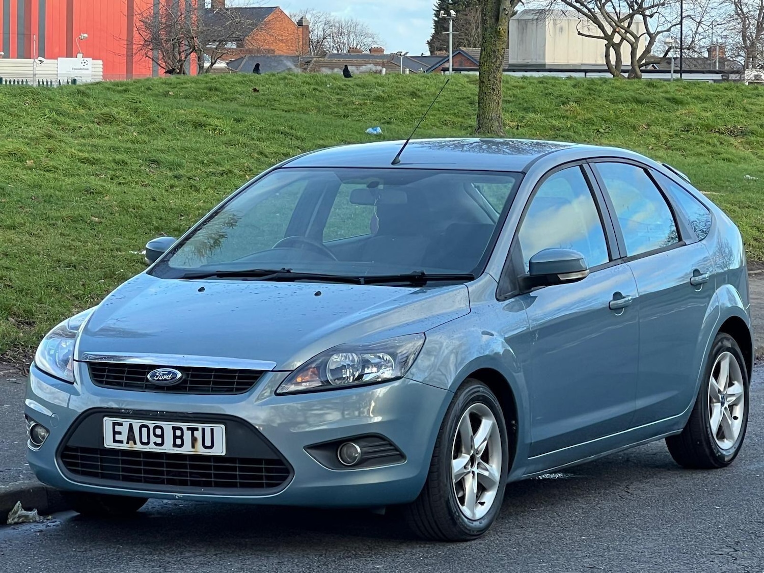 Used Ford Focus 2009 for sale - 77267880: Photo 2