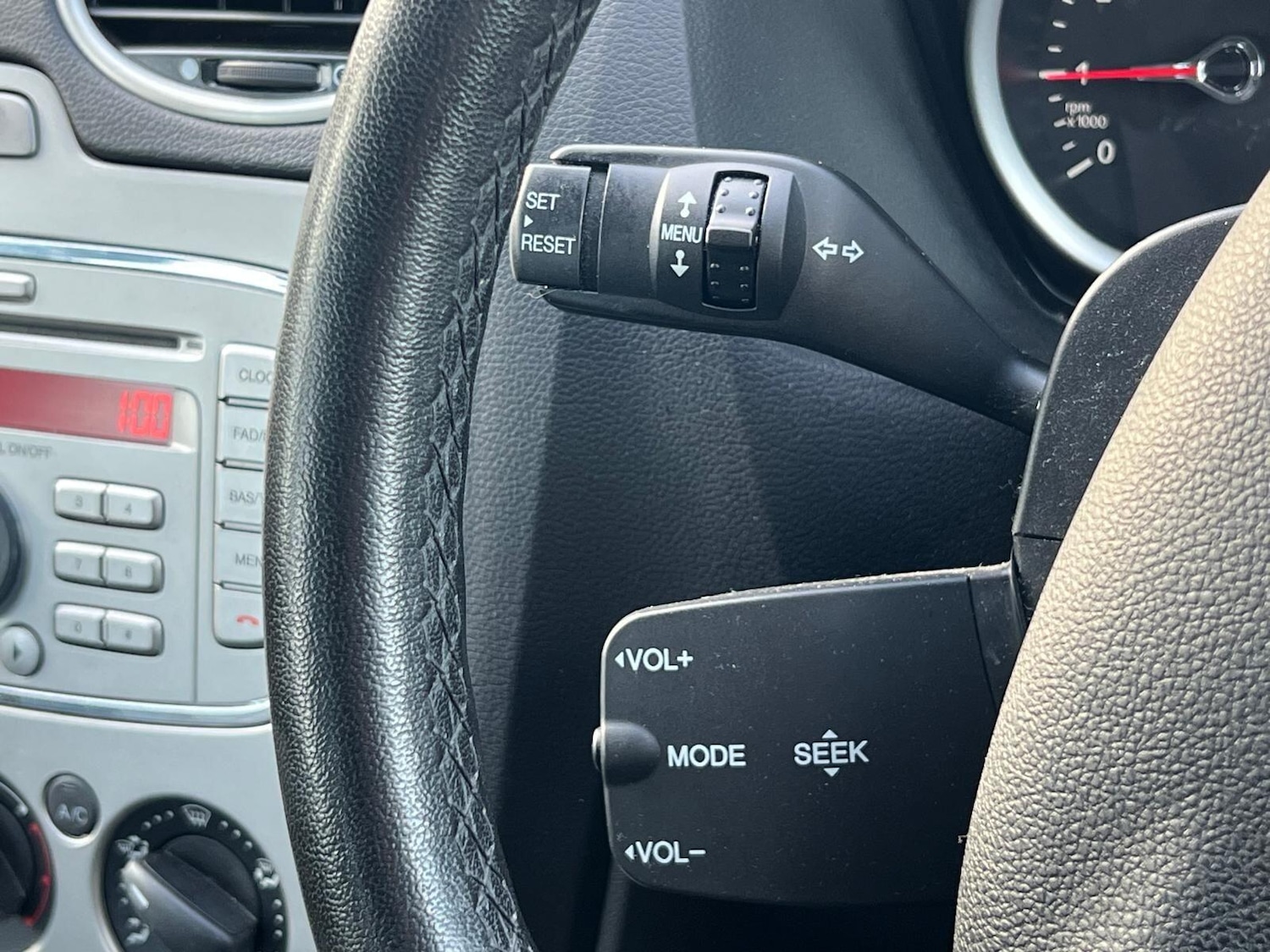 Used Ford Focus 2009 for sale - 77267880: Photo 26