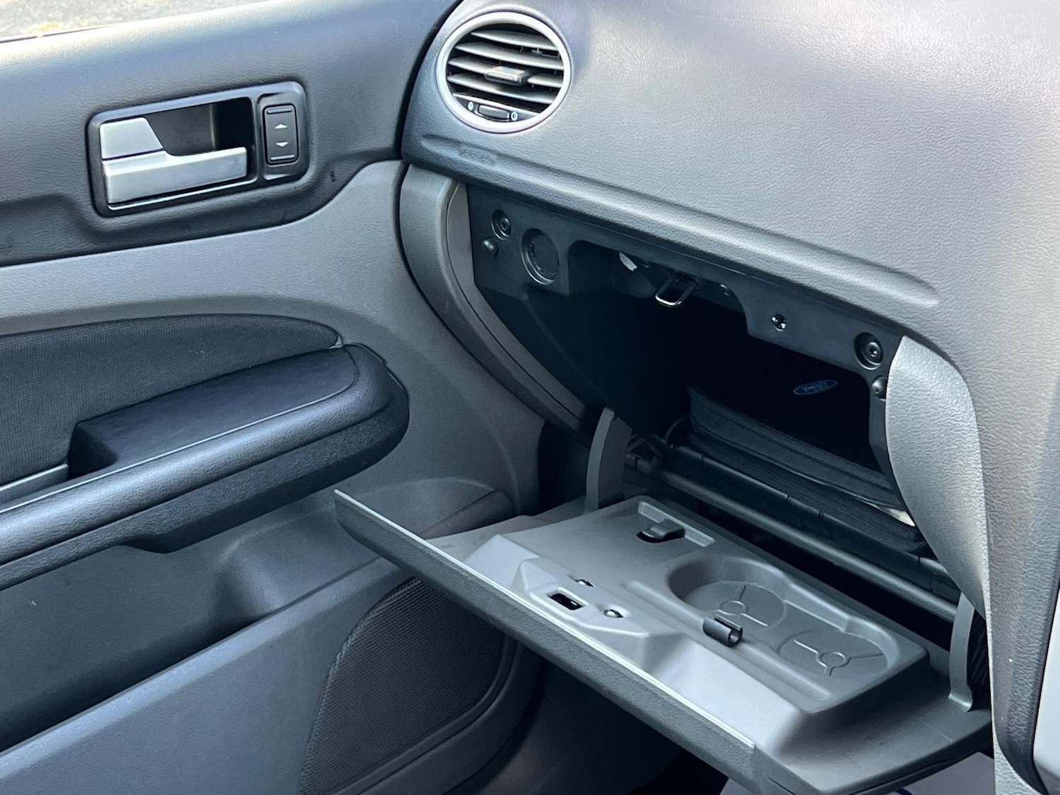 Used Ford Focus 2009 for sale - 77267880: Photo 31