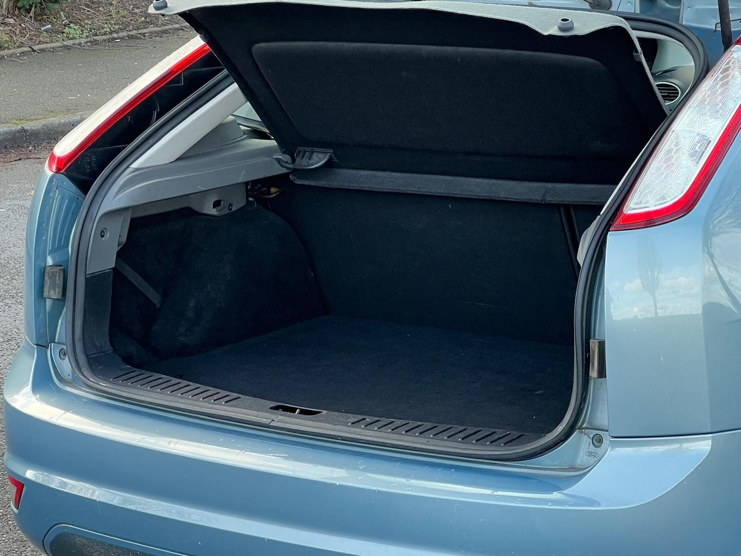 Used Ford Focus 2009 for sale - 77267880: Photo 34