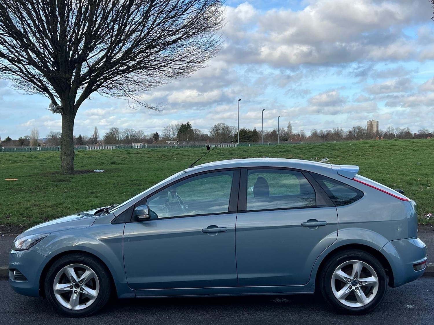 Used Ford Focus 2009 for sale - 77267880: Photo 4
