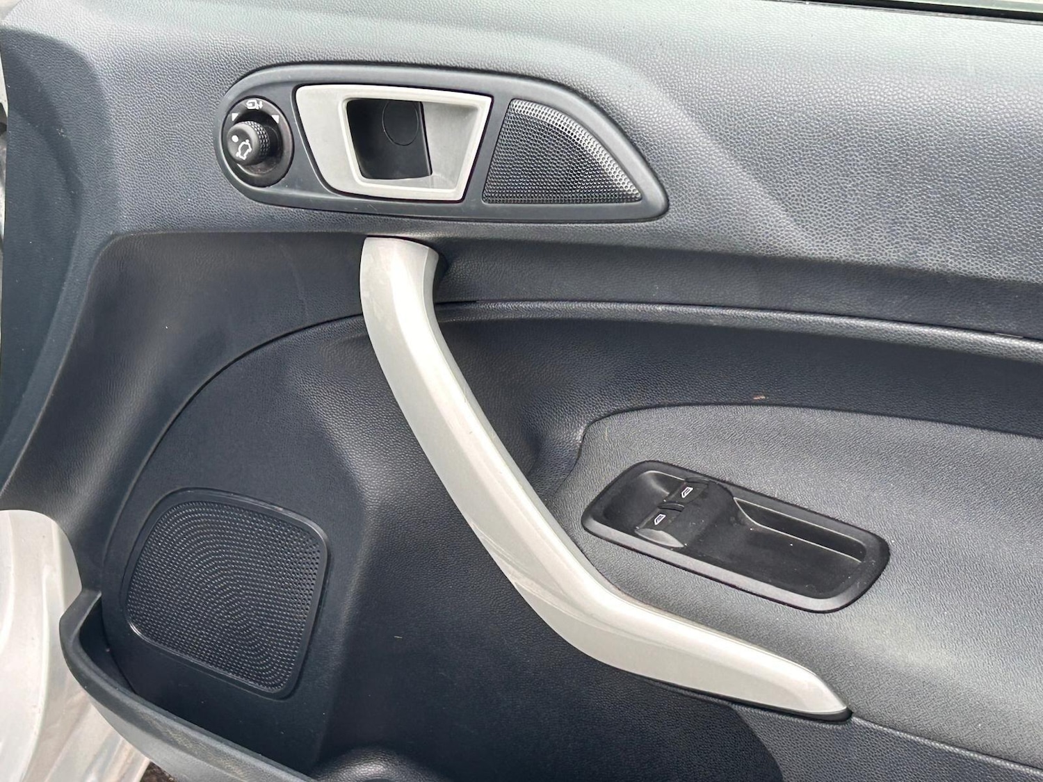 Used Ford Fiesta 2011 for sale - 78215741: Photo 19