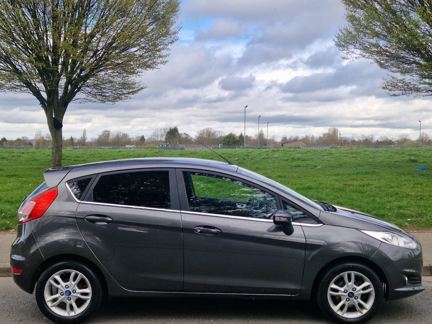 Used Ford Fiesta 2015 for sale - 78215753: Photo 5