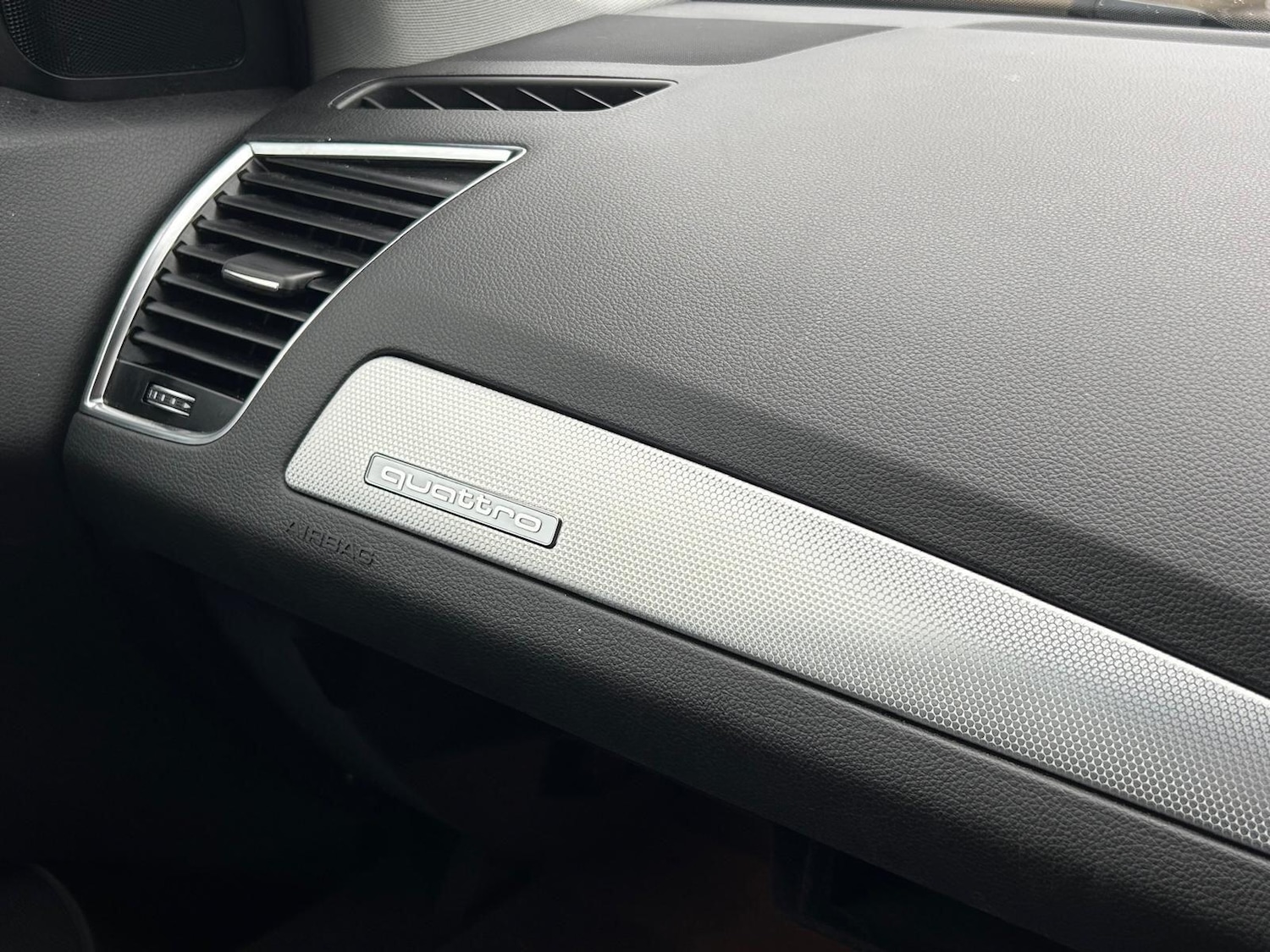 Used Audi Q5 2013 for sale - 77395948: Photo 47