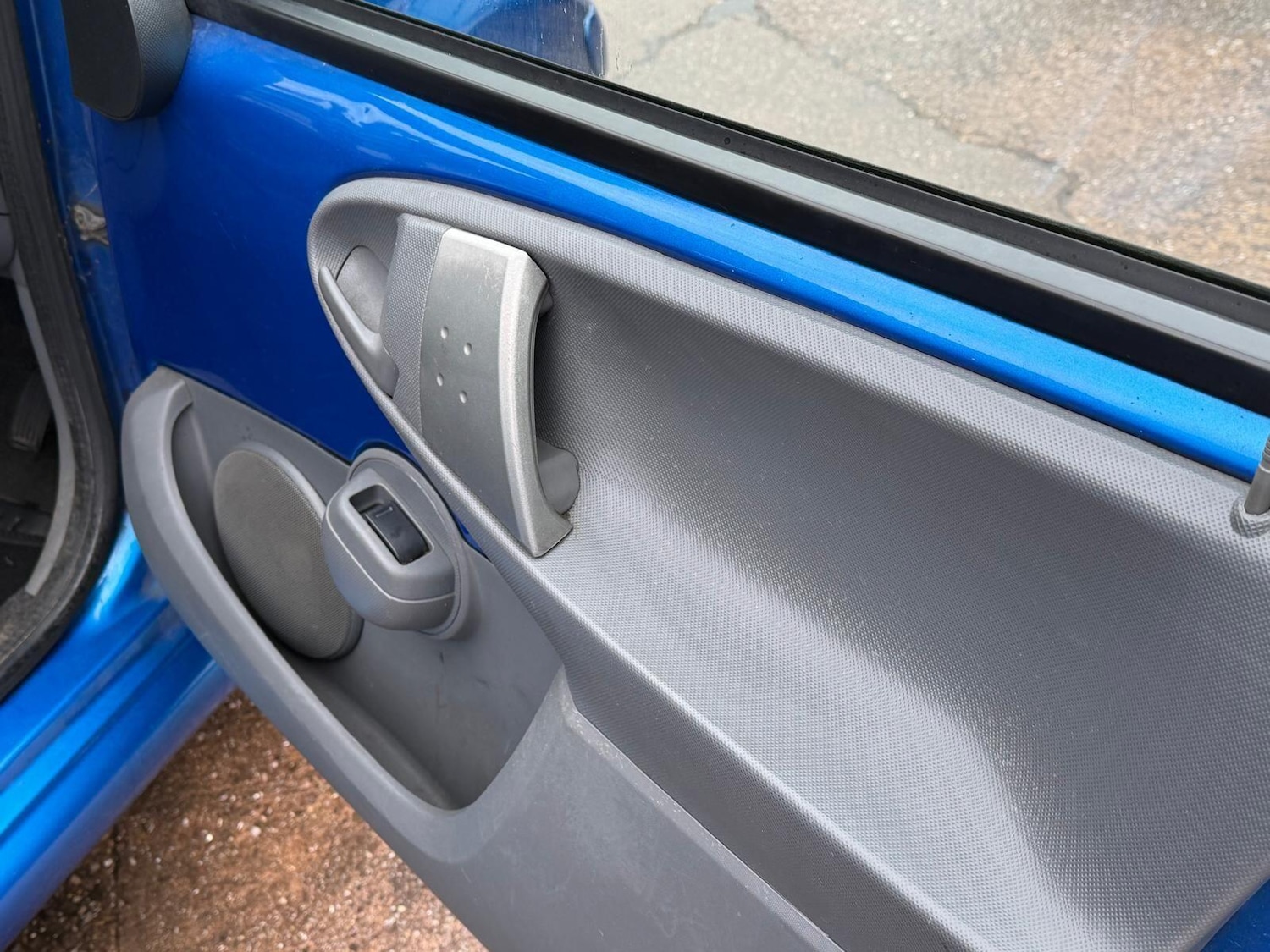 Used Toyota AYGO 2010 for sale - 77291339: Photo 10