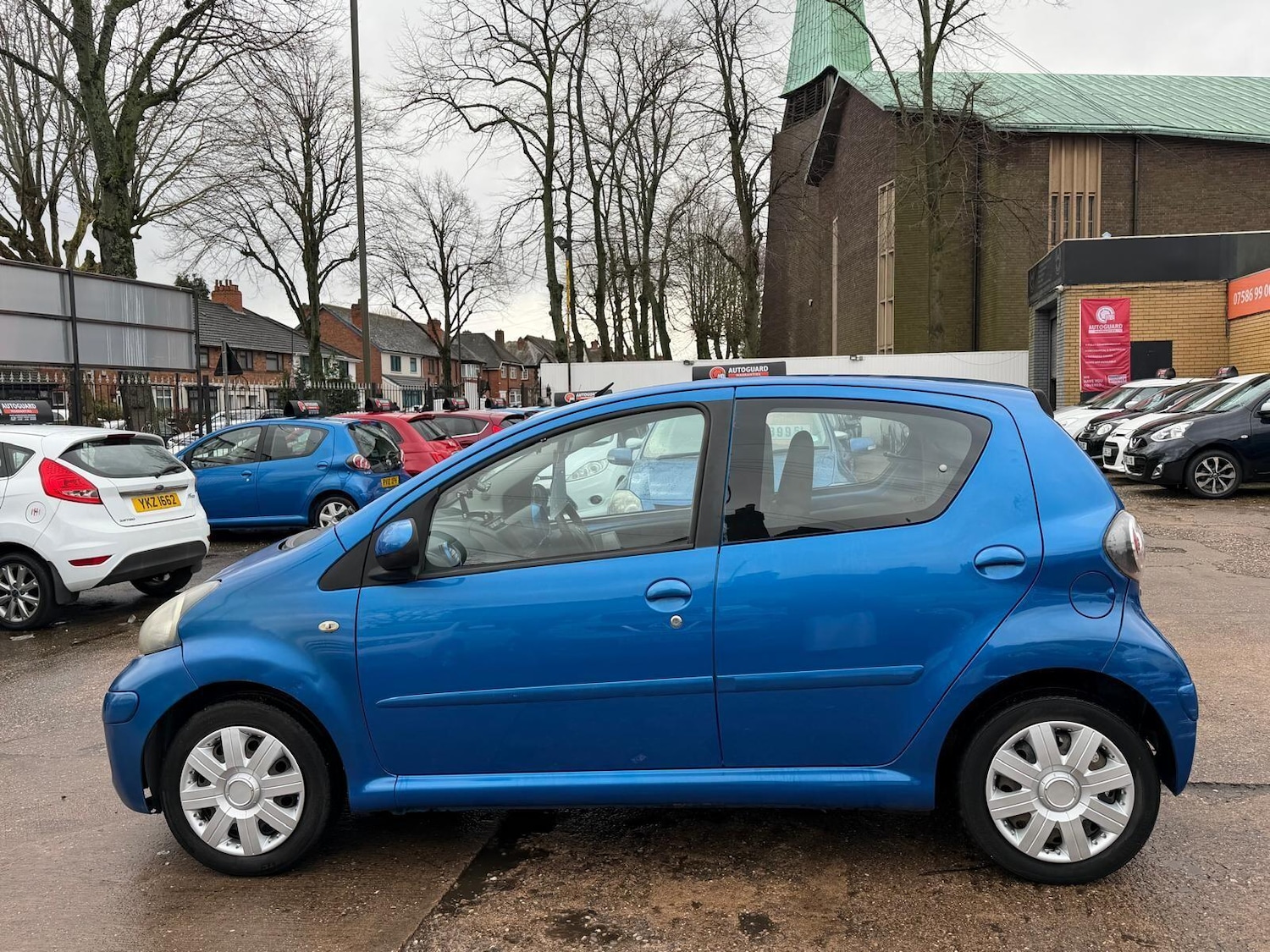 Used Toyota AYGO 2010 for sale - 77291339: Photo 4
