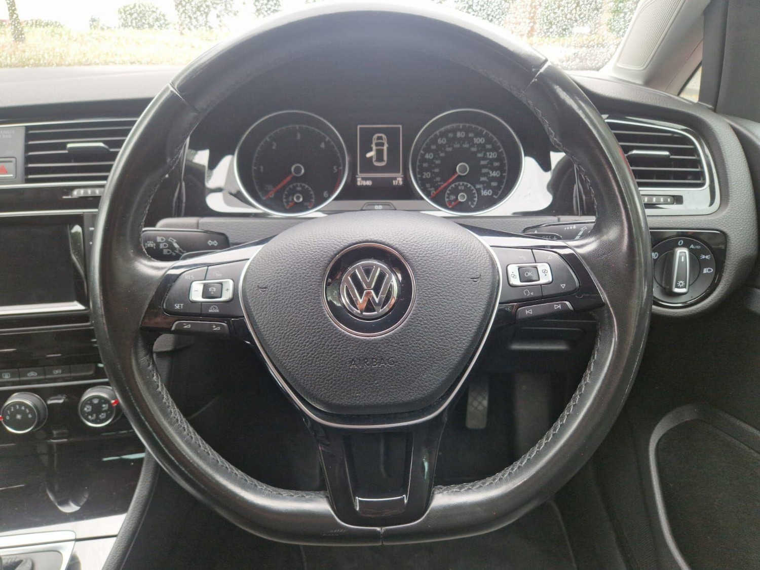 Used Volkswagen Golf 2013 for sale - 77238314: Photo 24