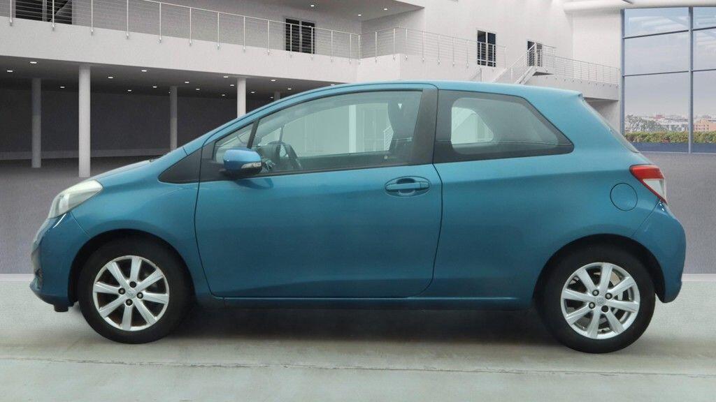 Used Toyota Yaris for sale - 77268069: Photo 4