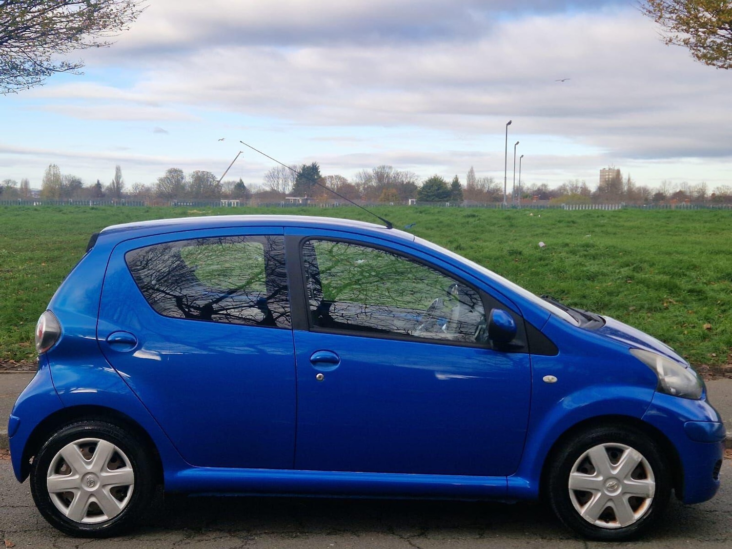 Used Toyota AYGO 2010 for sale - 77202823: Photo 4