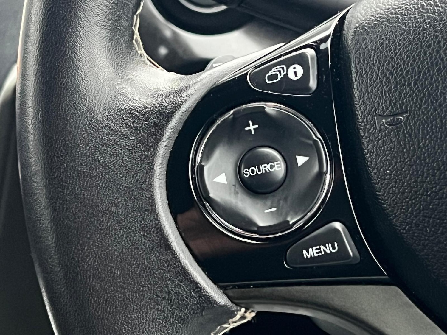 Used Honda Civic 2016 for sale - 77290699: Photo 35