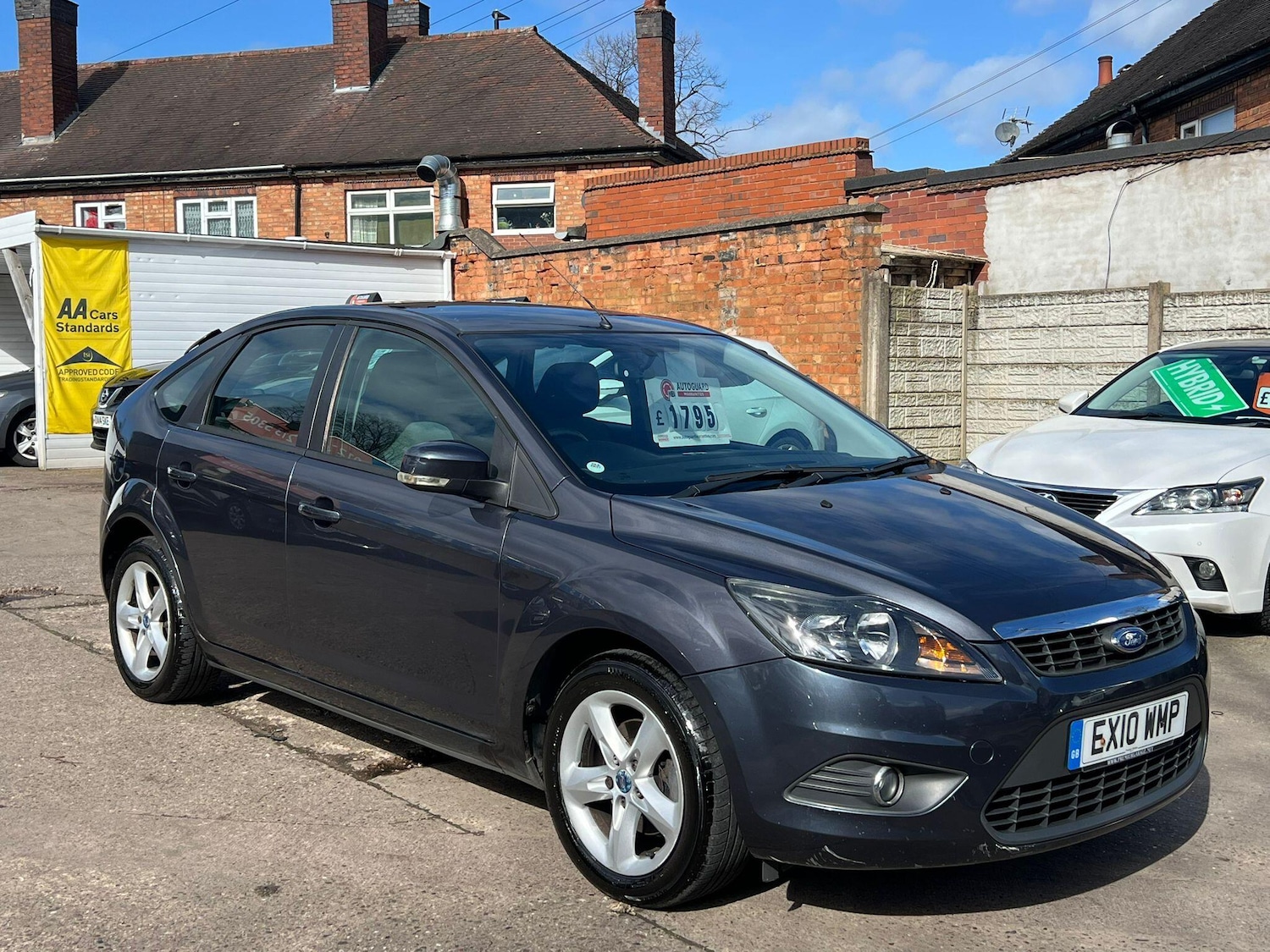 Used Ford Focus 2010 for sale - 78215767: Photo 1