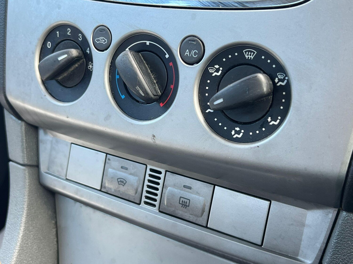 Used Ford Focus 2010 for sale - 78215767: Photo 23