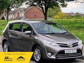 Used Toyota Verso 2016 for sale - 78504257: Photo