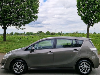 Used Toyota Verso 2016 for sale - 78504257: Photo