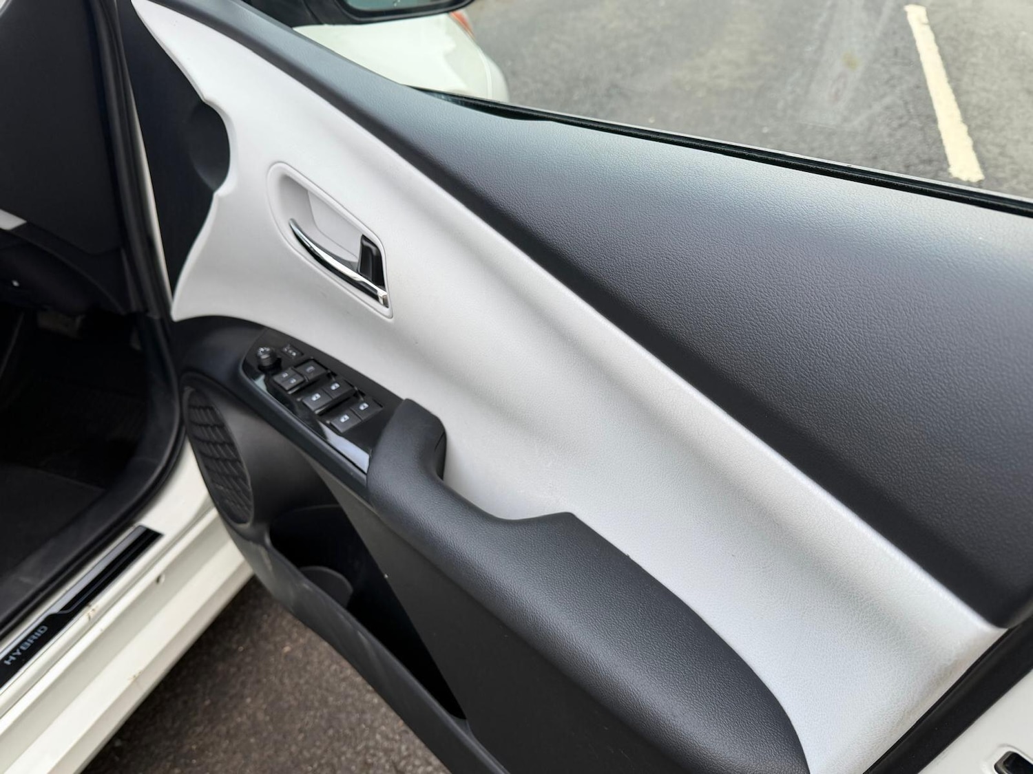 Used Toyota Prius 2017 for sale - 77376770: Photo 13