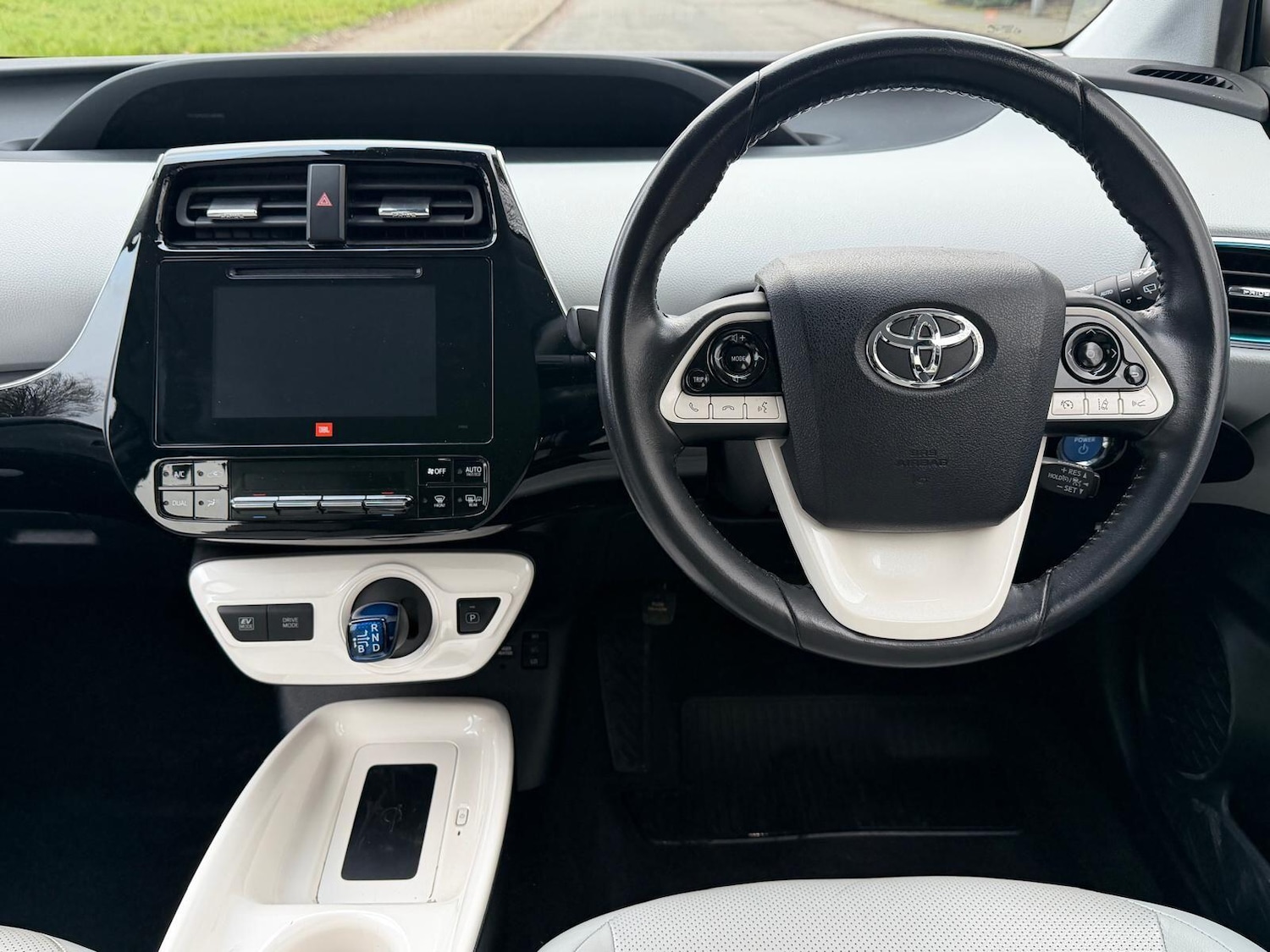 Used Toyota Prius 2017 for sale - 77376770: Photo 27