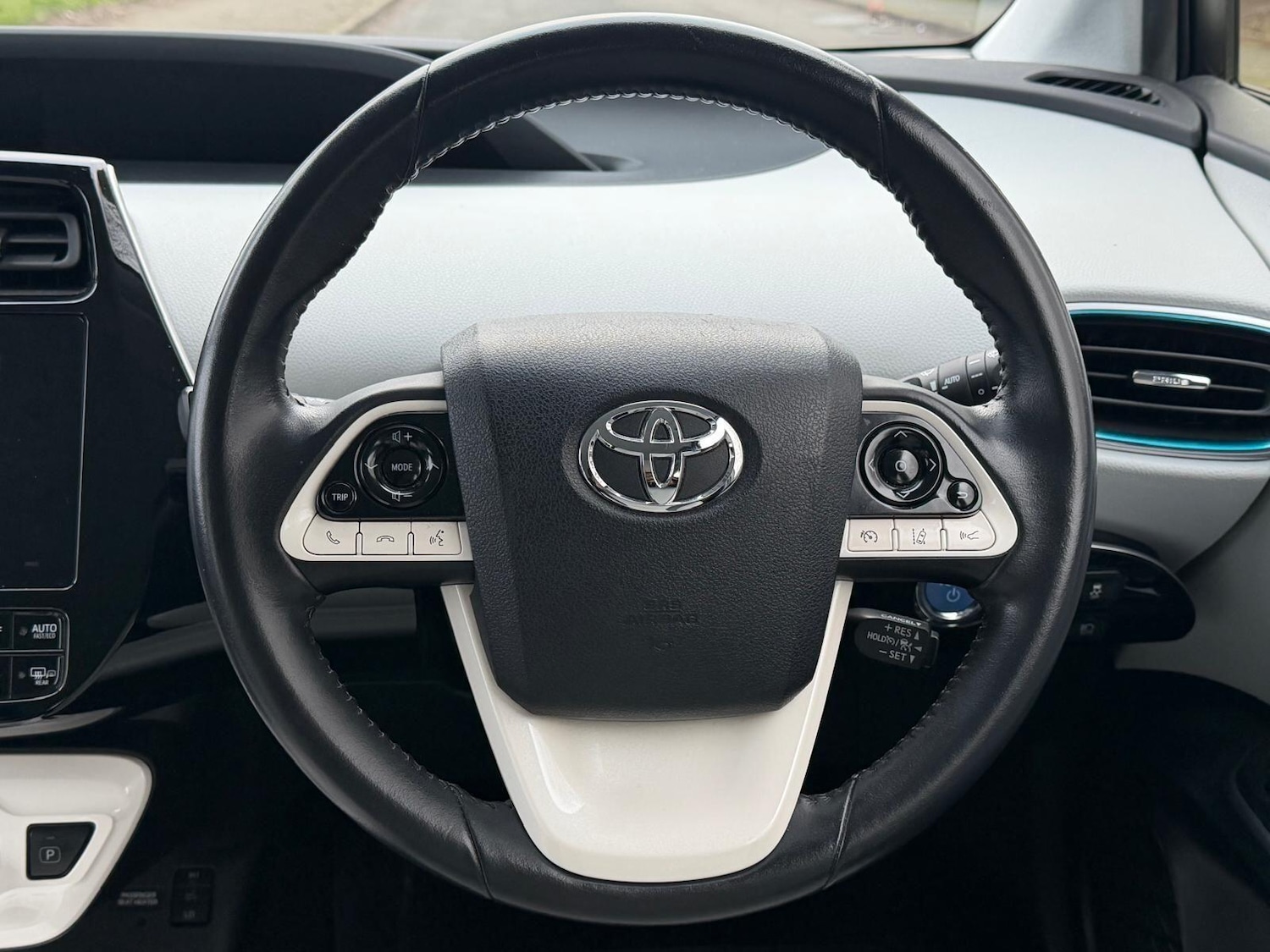 Used Toyota Prius 2017 for sale - 77376770: Photo 28