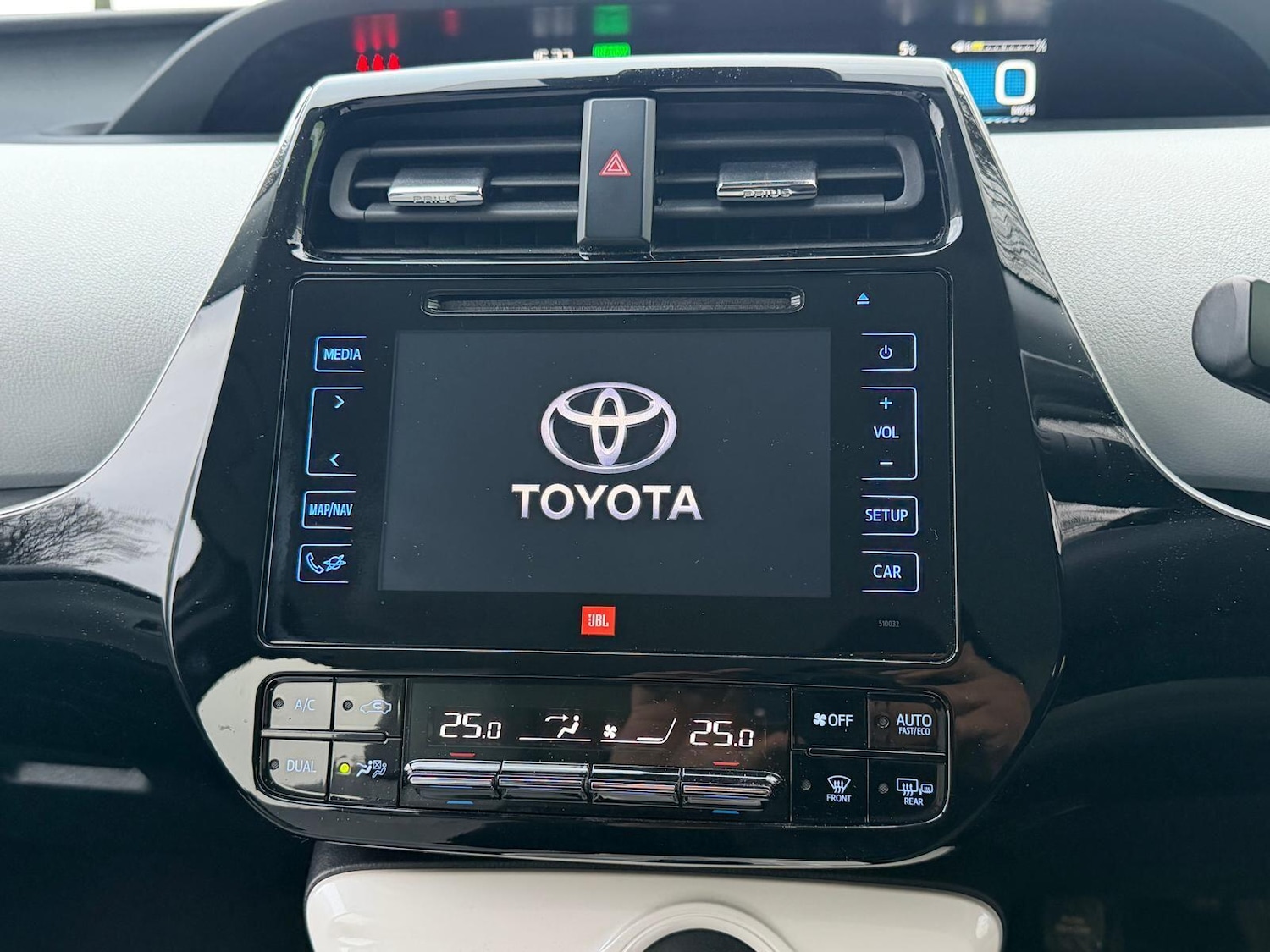 Used Toyota Prius 2017 for sale - 77376770: Photo 34