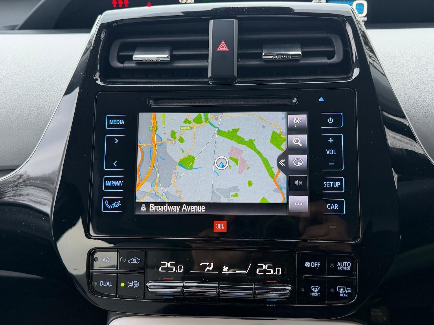 Used Toyota Prius 2017 for sale - 77376770: Photo 36