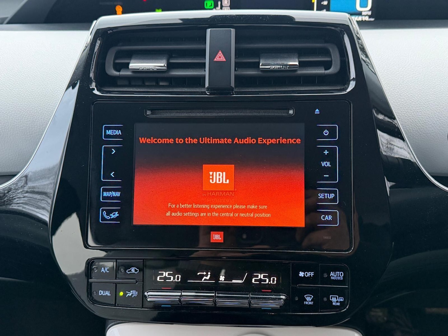 Used Toyota Prius 2017 for sale - 77376770: Photo 39