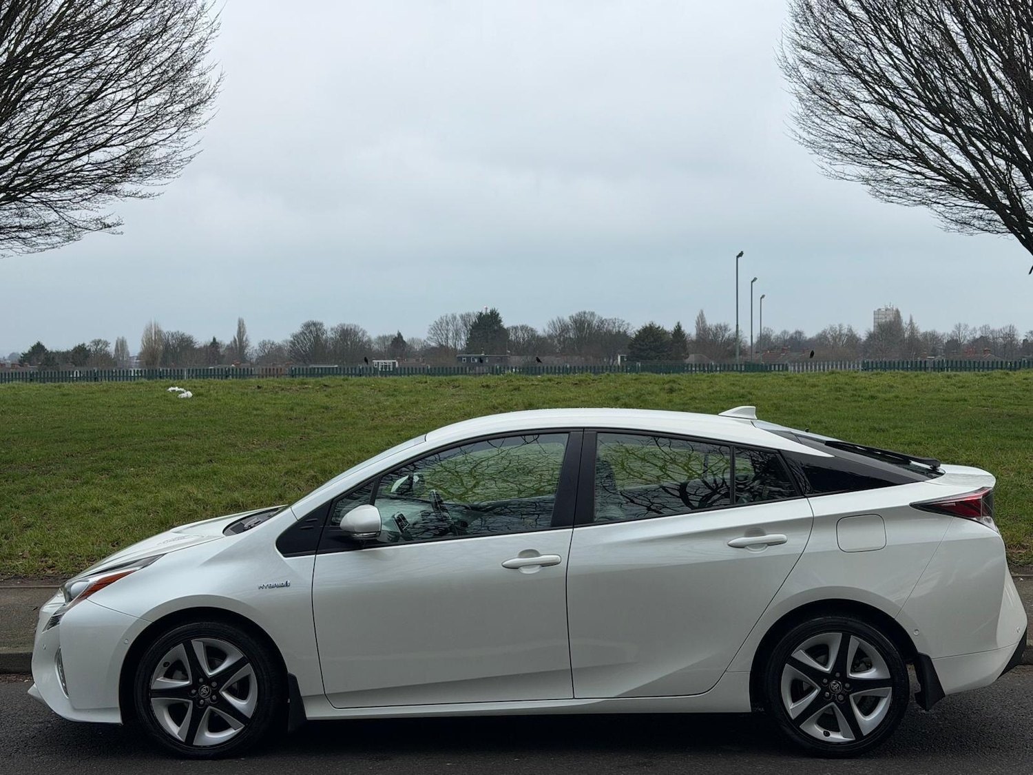 Used Toyota Prius 2017 for sale - 77376770: Photo 4