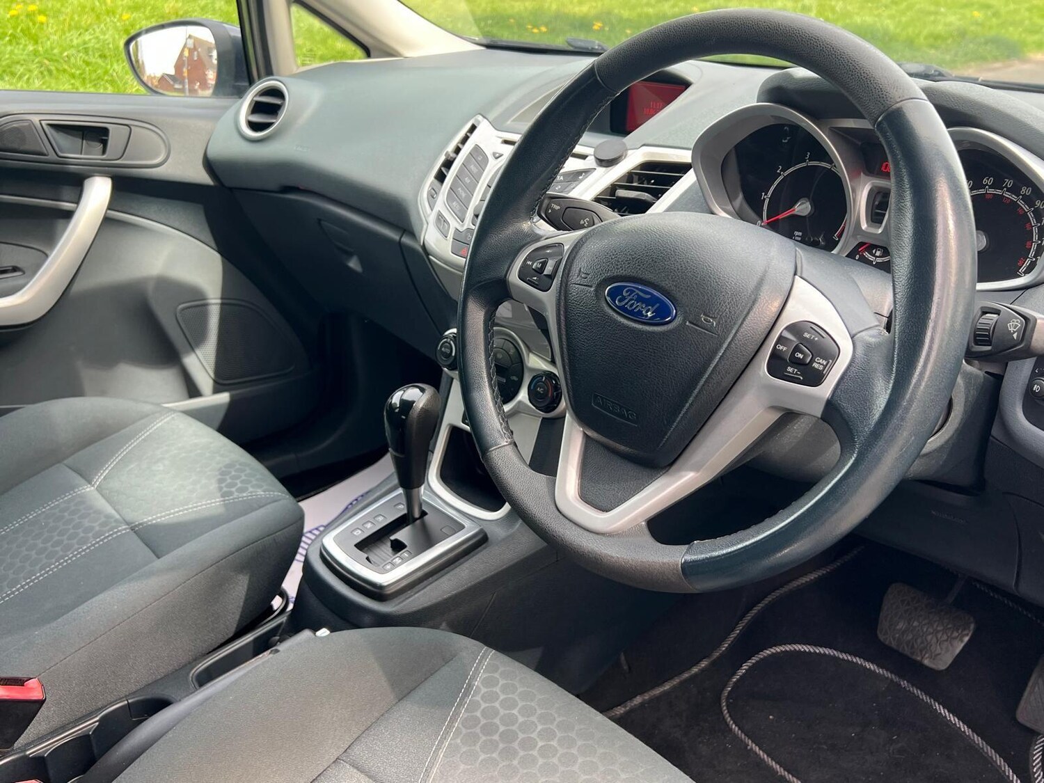 Used Ford Fiesta 2010 for sale - 78215755: Photo 15