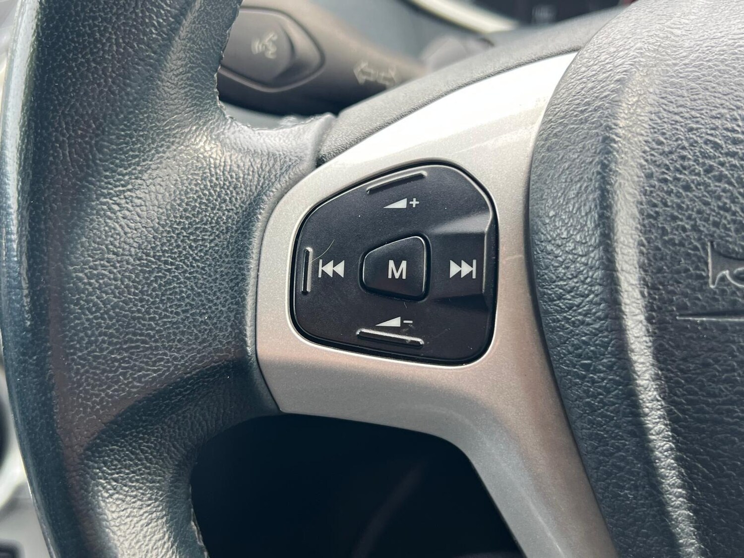 Used Ford Fiesta 2010 for sale - 78215755: Photo 24