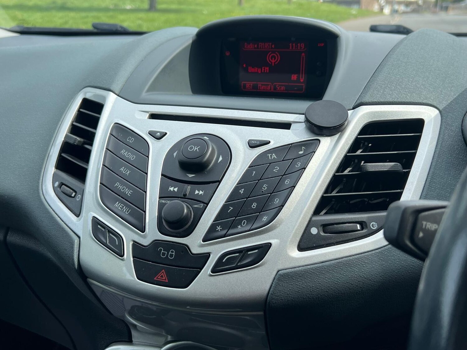 Used Ford Fiesta 2010 for sale - 78215755: Photo 27