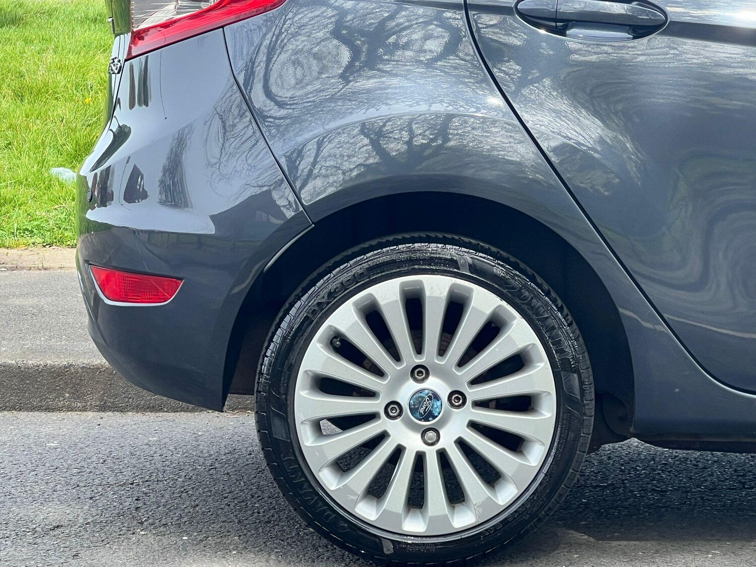 Used Ford Fiesta 2010 for sale - 78215755: Photo 35