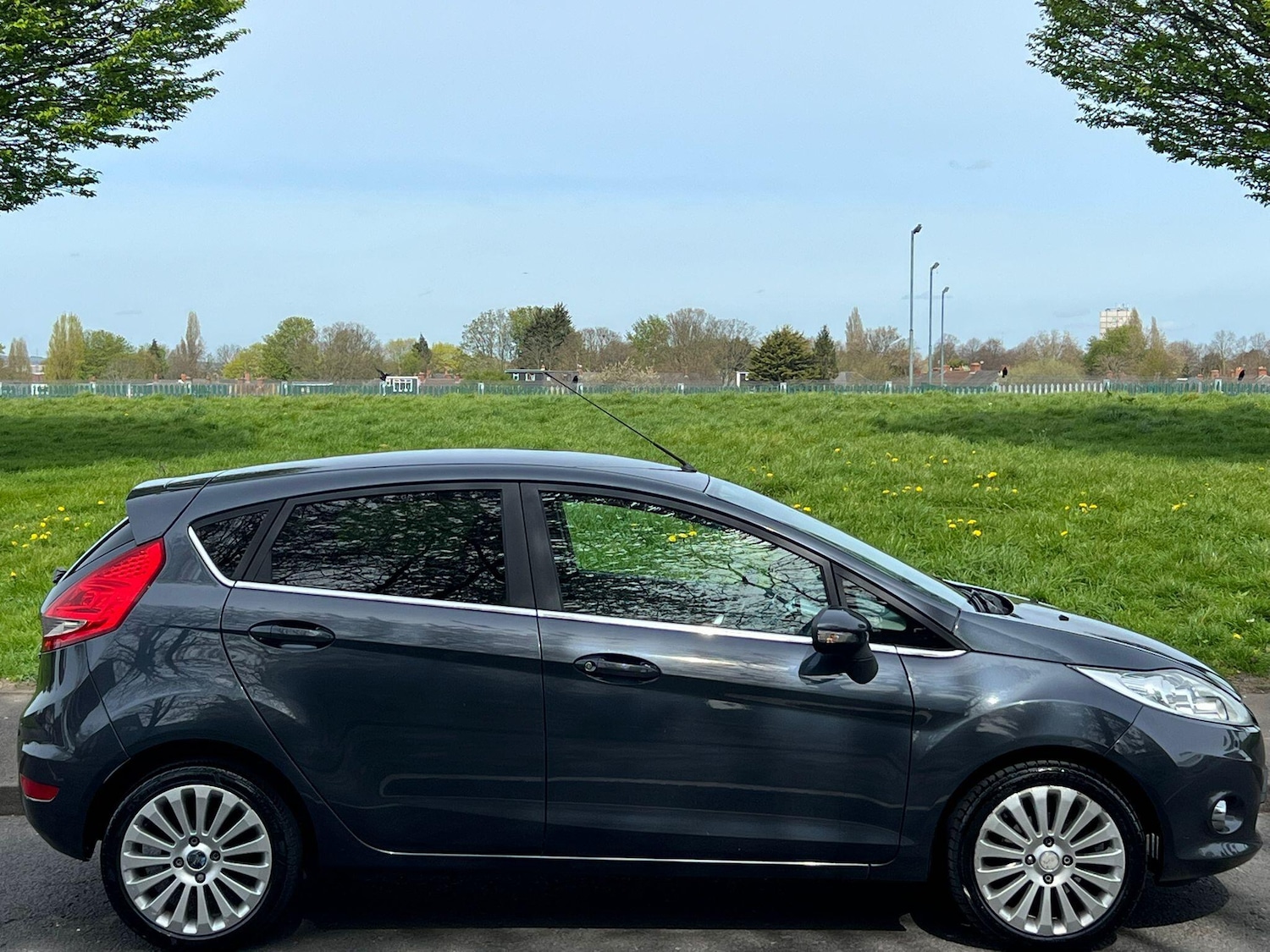 Used Ford Fiesta 2010 for sale - 78215755: Photo 5