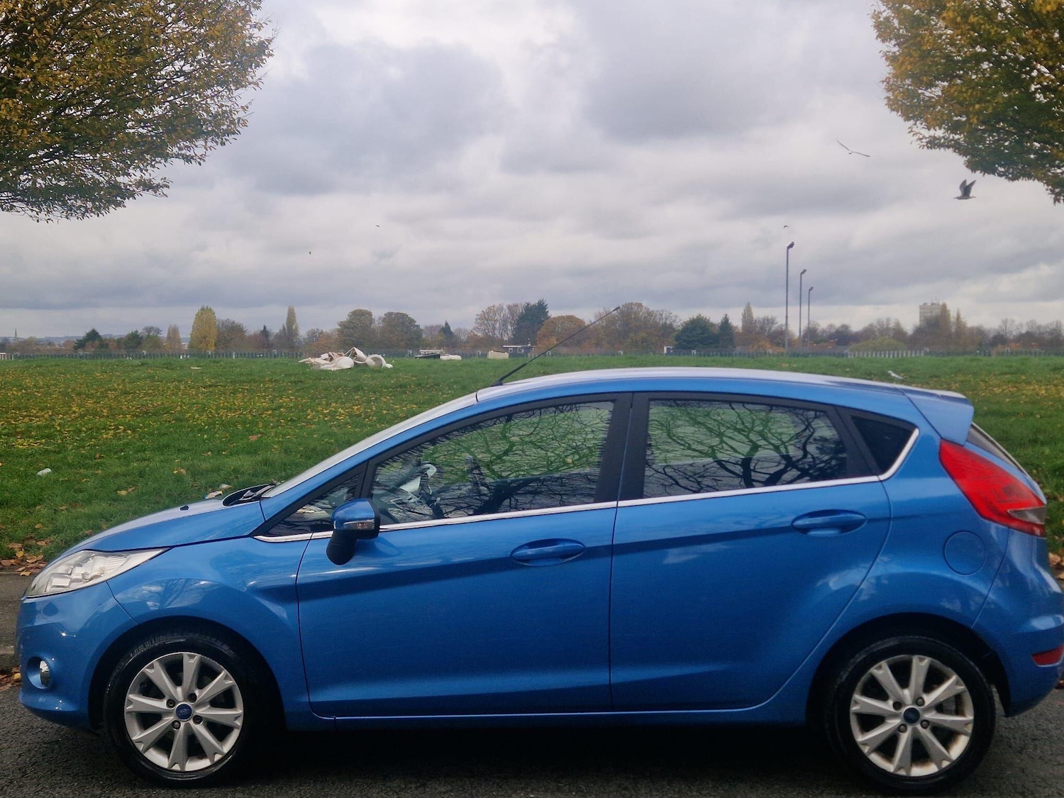 Used Ford Fiesta 2011 for sale - 77203797: Photo 4