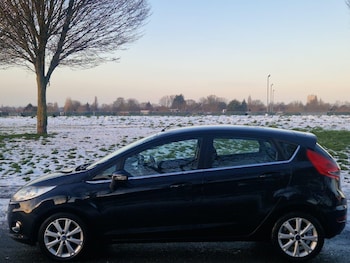 Used Ford Fiesta 2009 for sale - 77202558: Photo