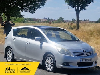 Used Toyota Verso 2010 for sale - 79201756: Photo