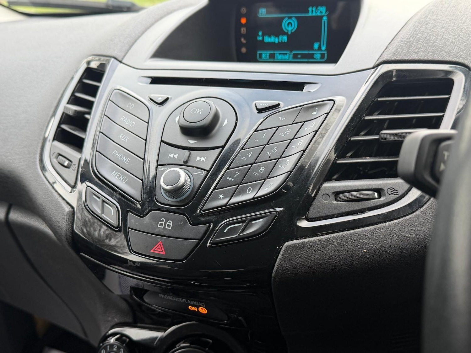 Used Ford Fiesta 2015 for sale - 78215751: Photo 27