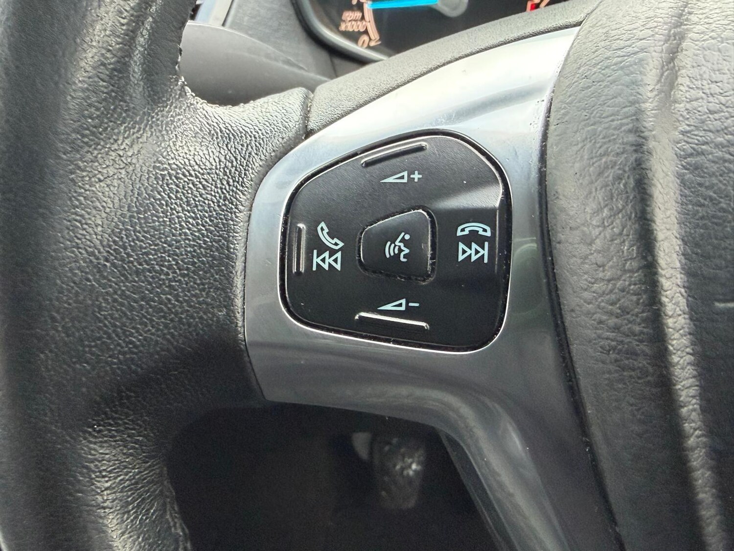 Used Ford Fiesta 2015 for sale - 78215751: Photo 31