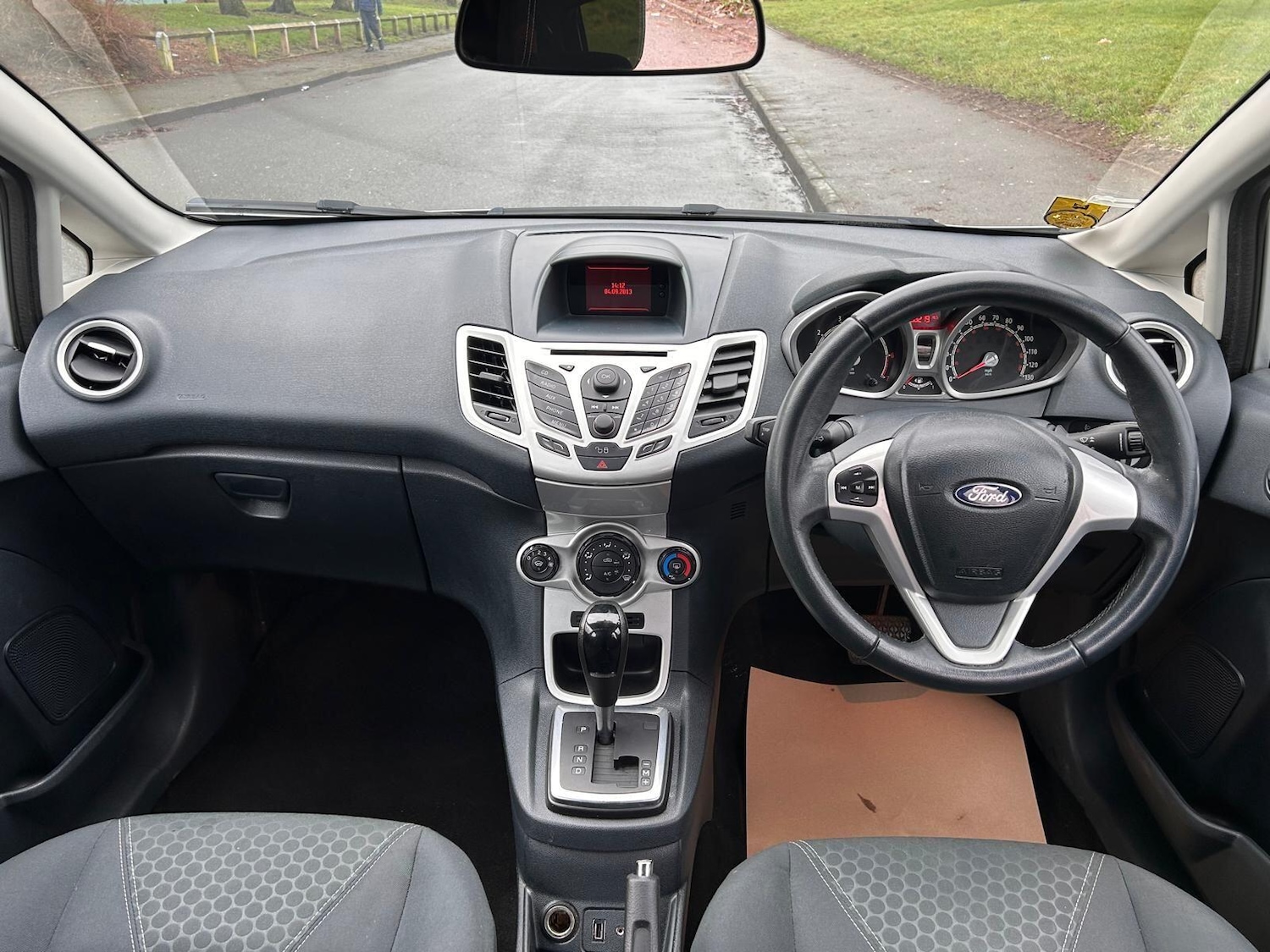 Used Ford Fiesta 2011 for sale - 77279822: Photo 23