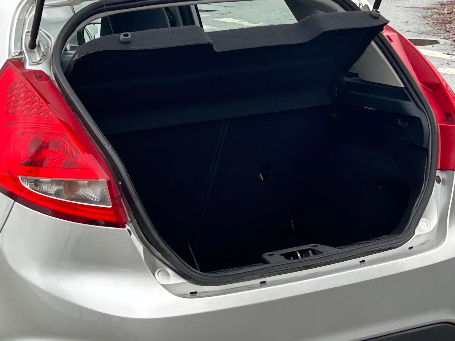 Used Ford Fiesta 2011 for sale - 77279822: Photo 40