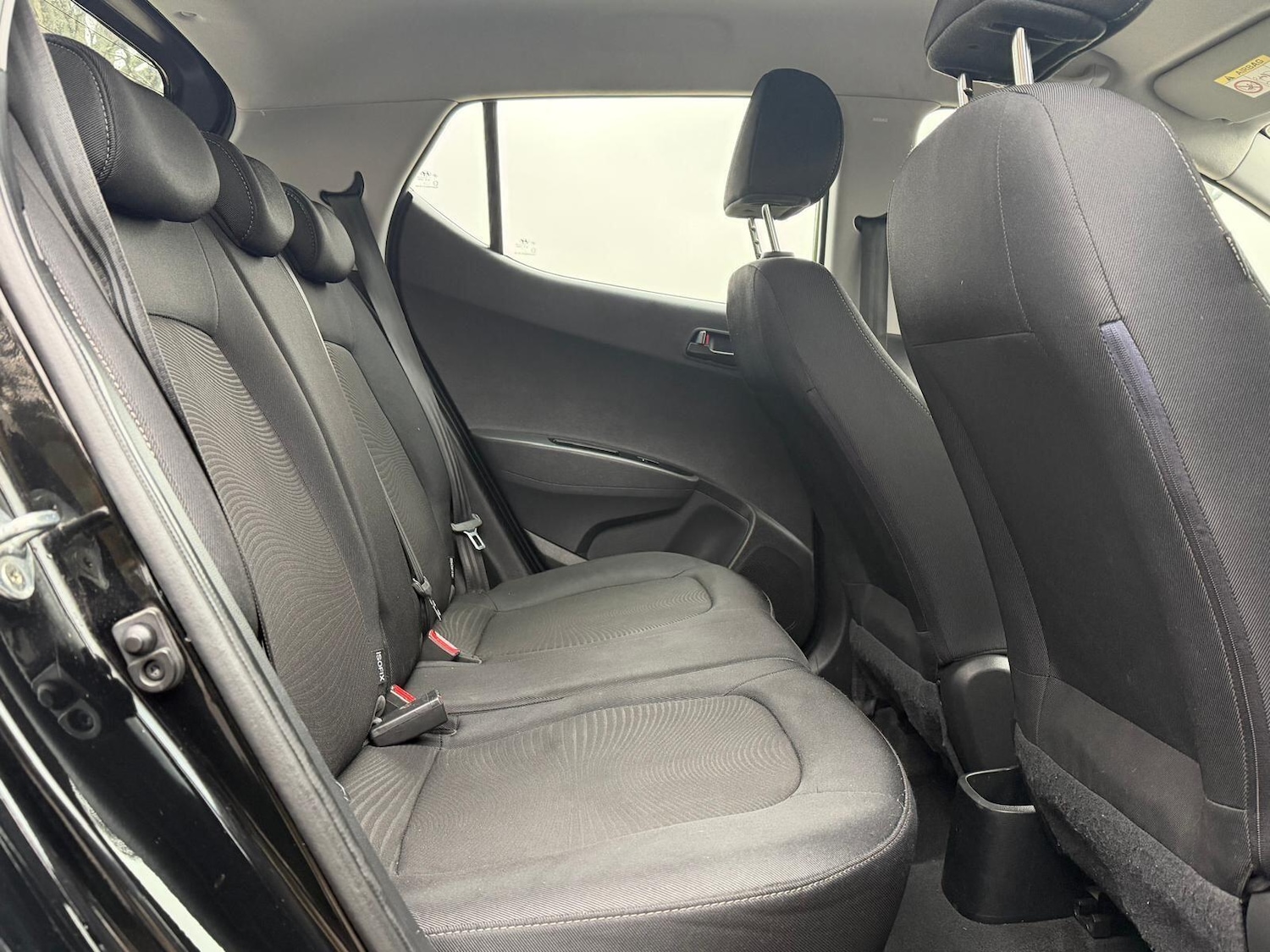 Used Hyundai i10 2017 for sale - 77330839: Photo 14