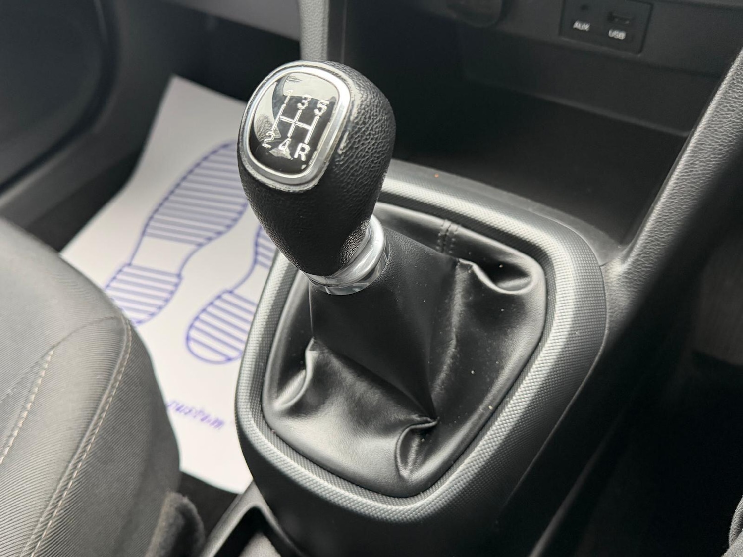 Used Hyundai i10 2017 for sale - 77330839: Photo 27