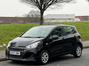 Used Hyundai i10 2017 for sale - 77330839: Photo