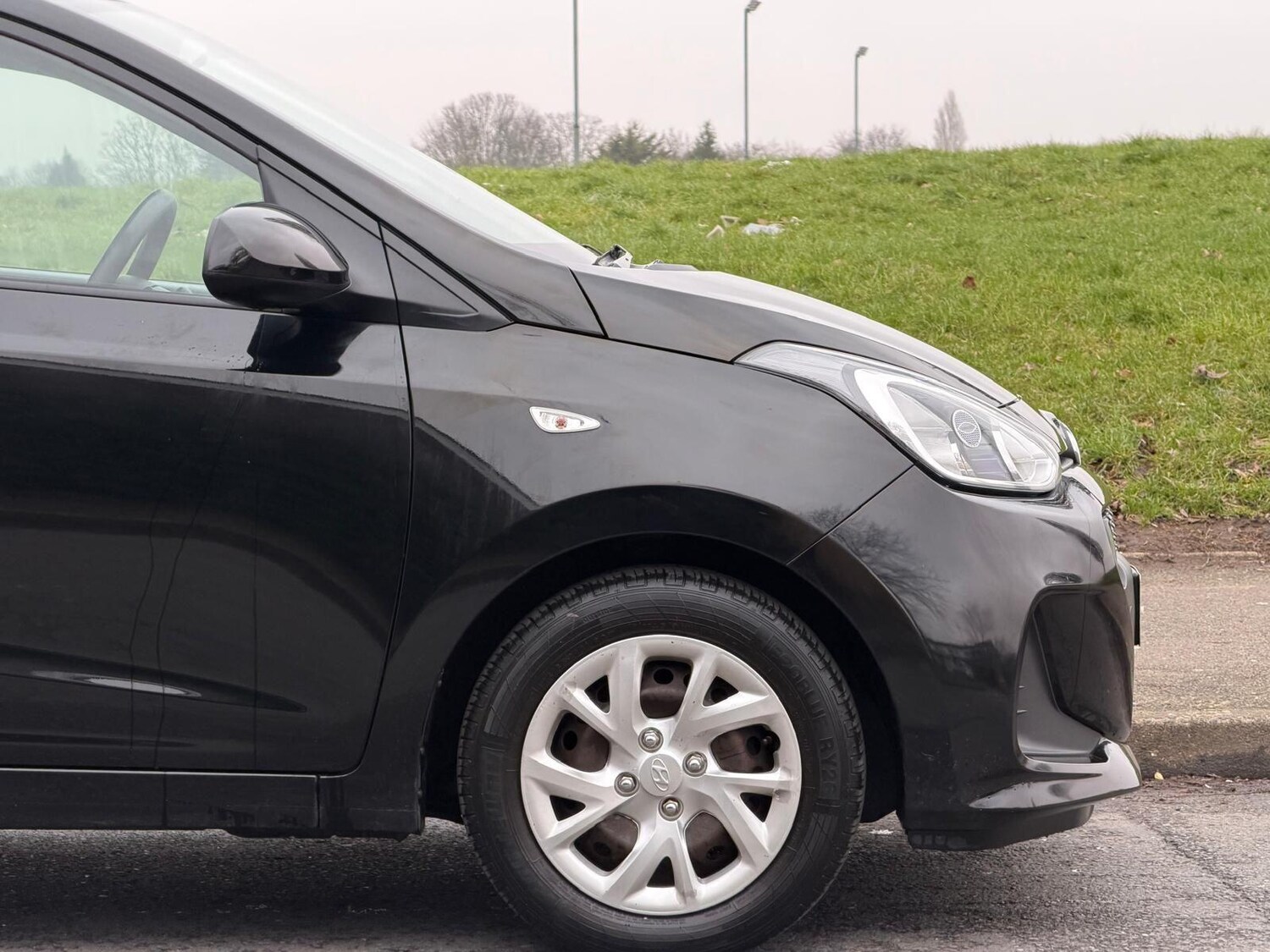 Used Hyundai i10 2017 for sale - 77330839: Photo 32