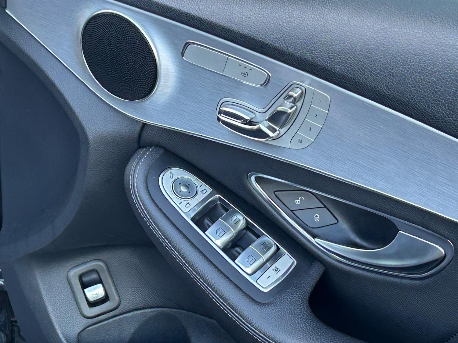 Used Mercedes-Benz C Class 2014 for sale - 77387191: Photo 13