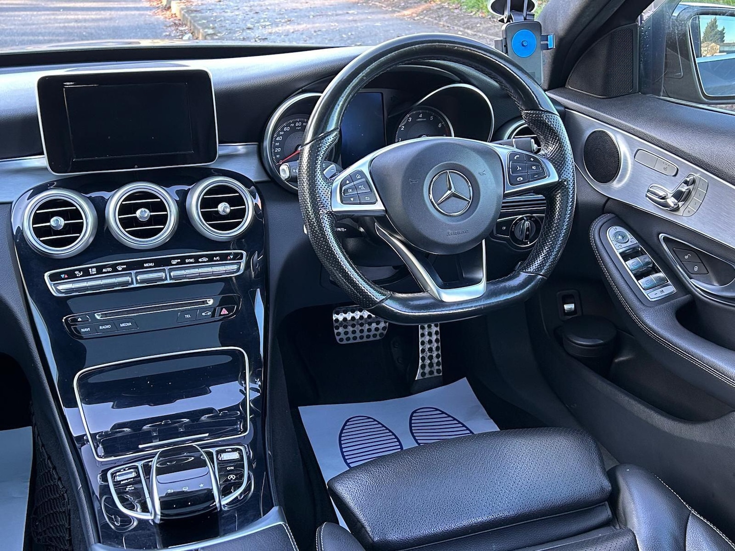 Used Mercedes-Benz C Class 2014 for sale - 77387191: Photo 23